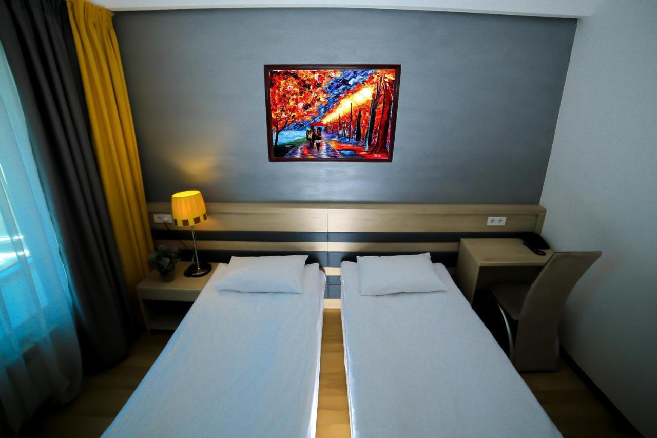 Astra Hotel 알마티 외부 사진